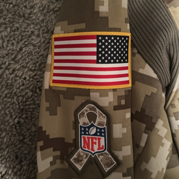 Nike Limited Edition Kansas City Chiefs Salute to Service Camo Hoodie Mens L - Picture 3 of 4